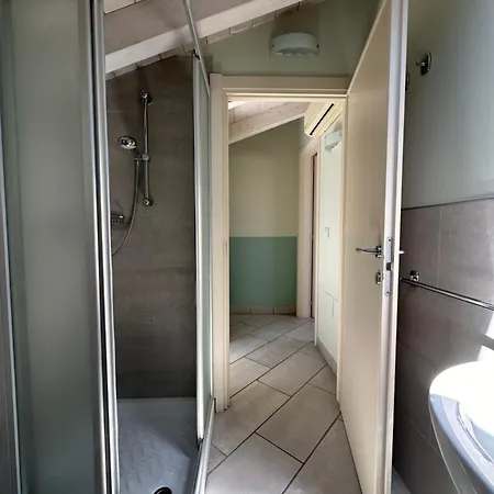 Apartment Apt Nettuno - Relax Prive - 3 Bedrooms - 2 Baths - Ac - Parking - Wifi